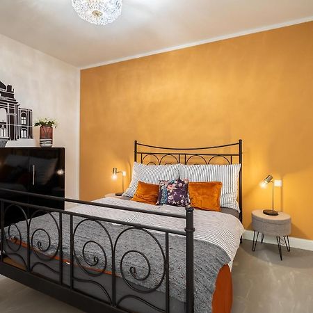The Kiss - Luxurioeses City Loft Am Naschmarkt فيينا المظهر الخارجي الصورة